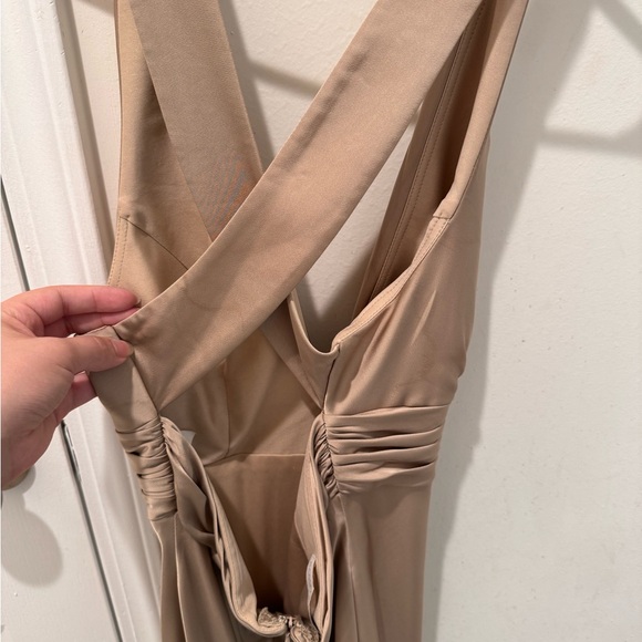 Chic Tan Maxi Dress - Picture 4 of 4